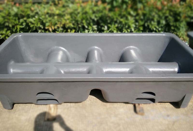 Aluminum smelting dross pans 2 Aluminum smelting dross pans 2