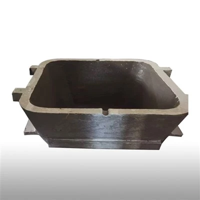 Alaşımlı çelik bir ingot ekmek kalıbındaki erimiş metalin akış özellikleri nelerdir?